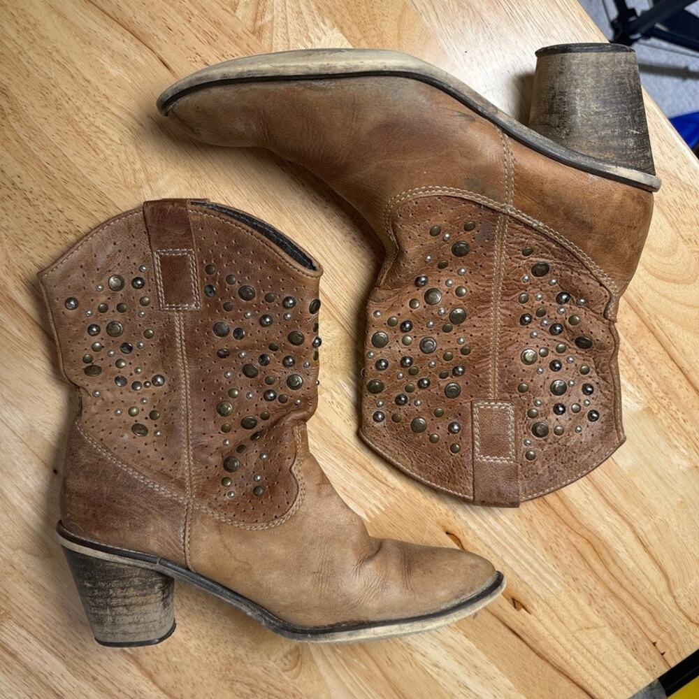 Steve Madden Studded Brown Leather Boho Western Cowboy Boots, Size 7, Pre Loved - Picture 2 of 10